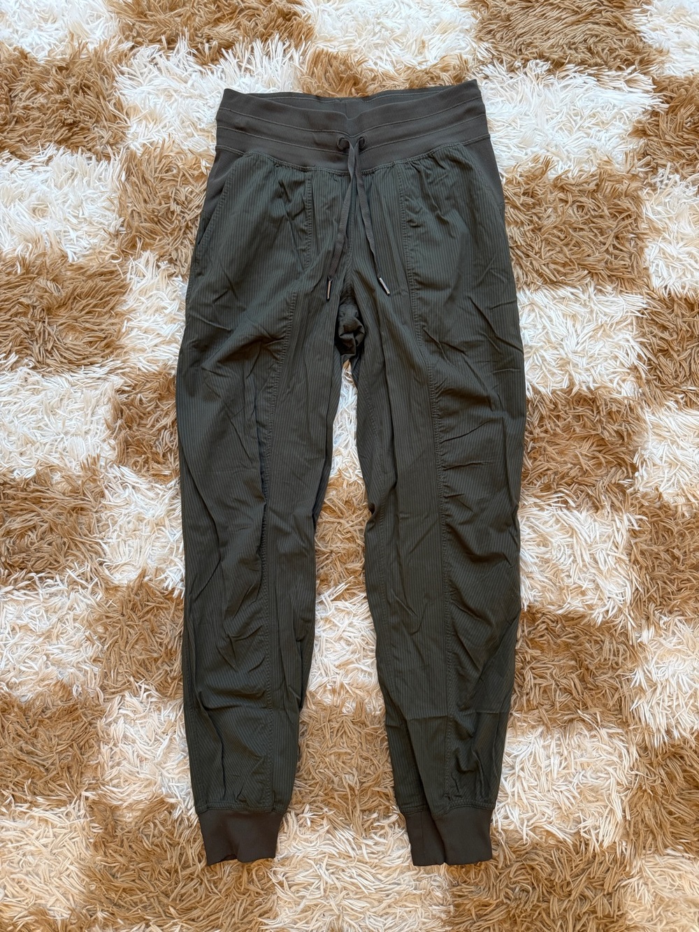Lululemon Dance Studio 29” joggers size 4